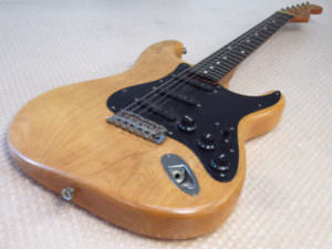 1993-1994年製 Qシリアル フジゲン製 Fender Japan フェンダー STRATOCASTER ストラトキャスター エレキギター