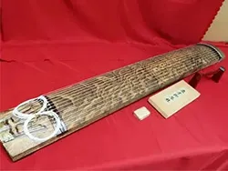 13弦 子持ち綾杉彫り くり甲