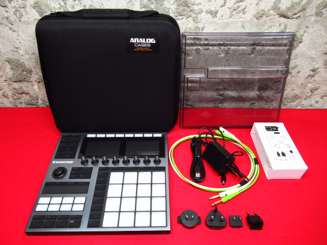正常動作品 Native Instruments MASCHINE PLUS HW スタンドアローン サンプラー 音楽制作システム 音響 機材 Thumbnail