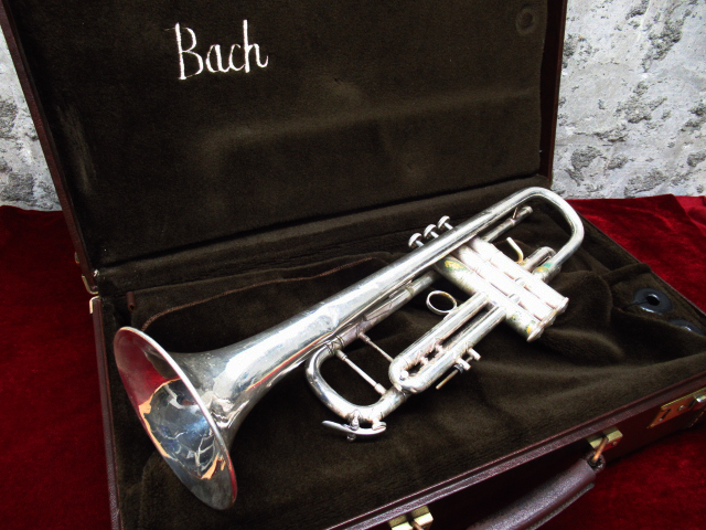 Vincent Bach ヴィンセント バック Stradivarius Model 37 180ML 37SP トランペット シルバー Thumbnail