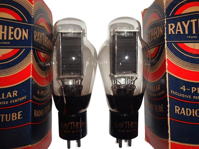 RAYTHEON 50 4ピラー プリント BOXプレート（2本）について