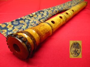 尺八 在銘 龍水 都山流 銀一線籐巻き 全長約48cm 重量335g 和楽器 現状品